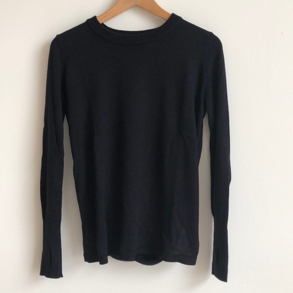 Black Lululemon Sweater